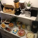 Johnie\'S Place Lisbon Hostel & Suites