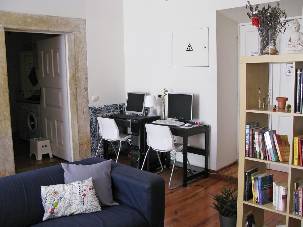 Hostal Johnie's Place & Suites *
