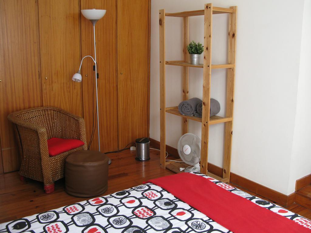 Hostal Johnie's Place & Suites