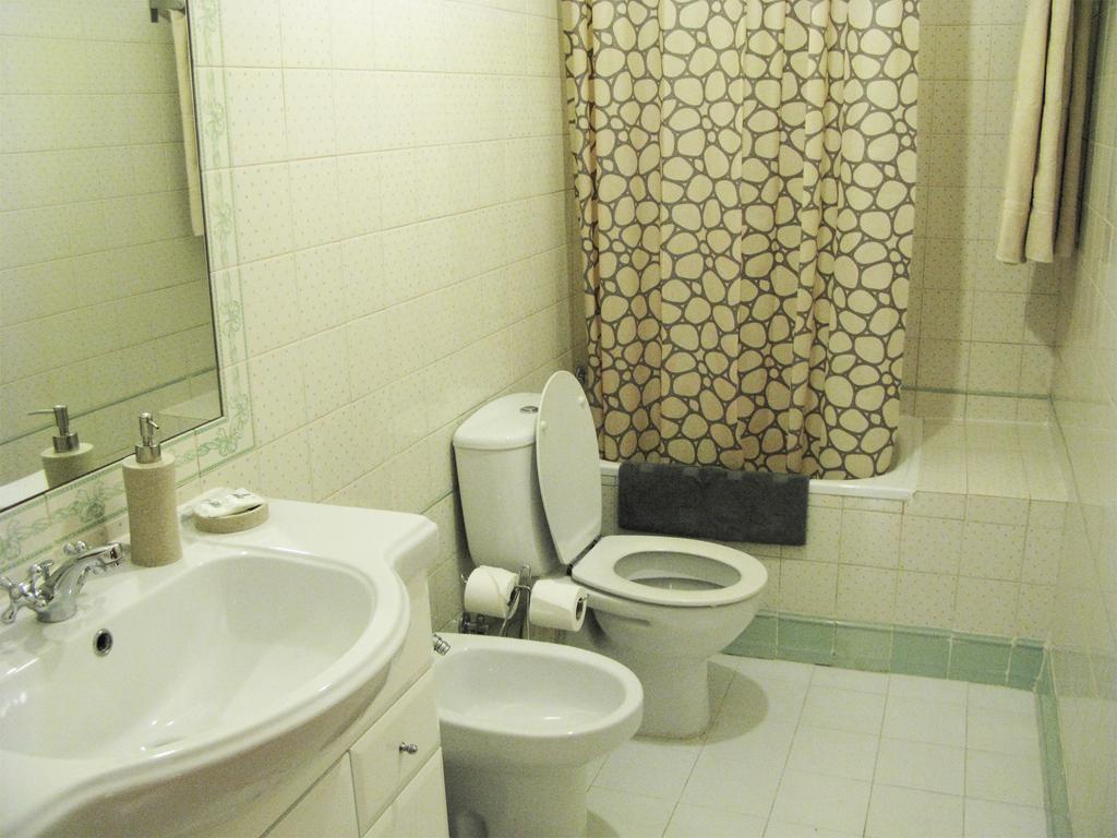 Hostal Johnie's Place & Suites Lisboa