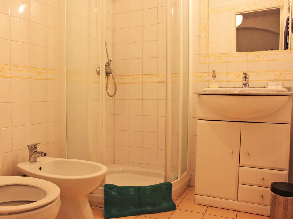 Albergue Johnie's Place & Suites Lisboa